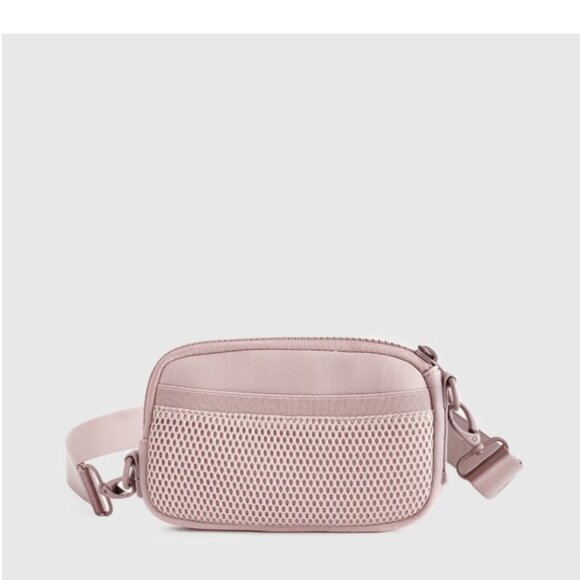 Quince All Day. Neoprene Phone Sling Crossbody Bag - Picture 12 of 13